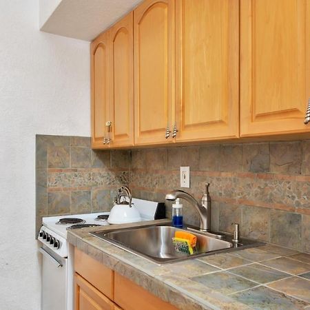Hollywood Oasis: Lovely Studio With Free Parking Dania Beach Eksteriør billede