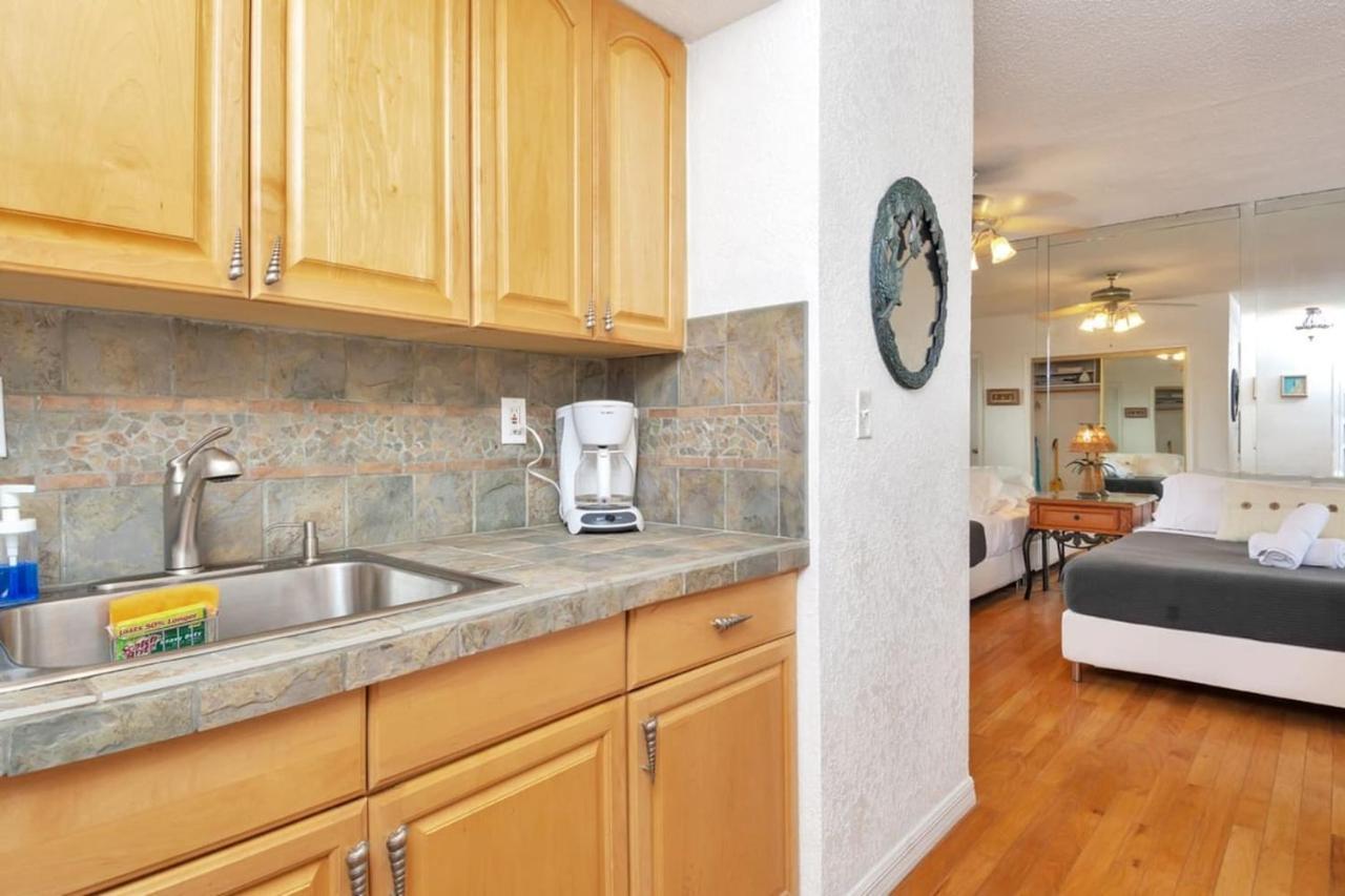 Hollywood Oasis: Lovely Studio With Free Parking Dania Beach Eksteriør billede