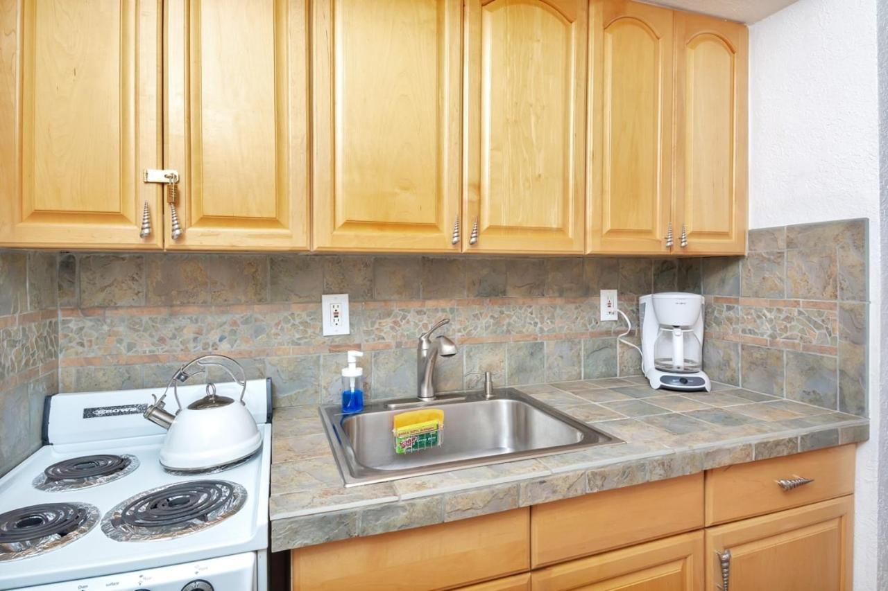 Hollywood Oasis: Lovely Studio With Free Parking Dania Beach Eksteriør billede